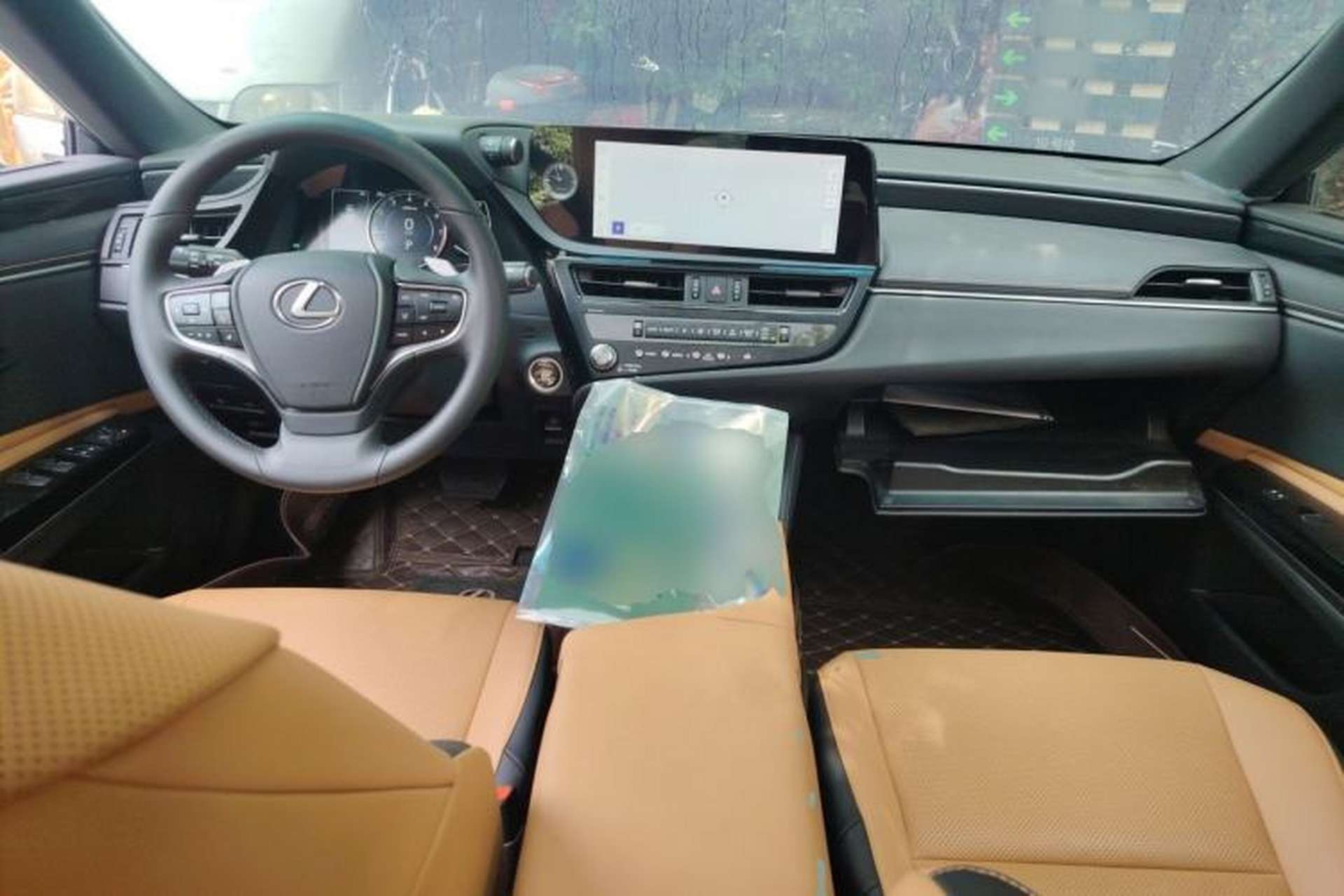 Used Lexus ES 2022 200 Excellence Edition Center Console