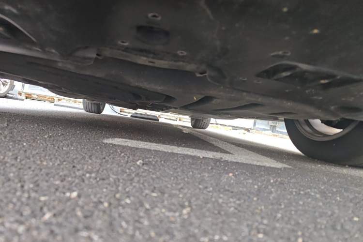 Used Lexus ES 2022 300h Excellence Edition Chassis Front
