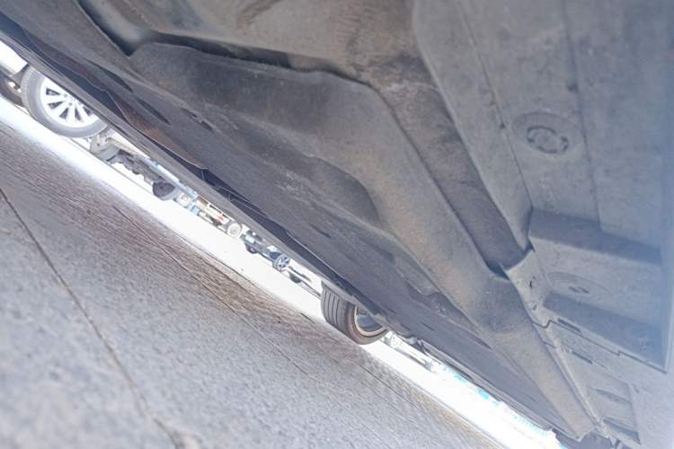 Used Lexus ES 2022 300h Deluxe Edition Chassis Front Left