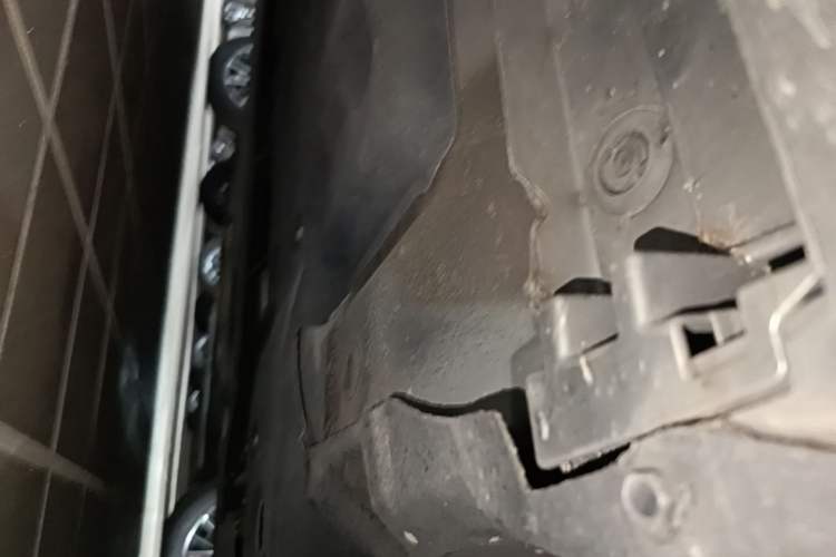 Used Lexus ES 2022 200 Excellence Edition Chassis Front Right