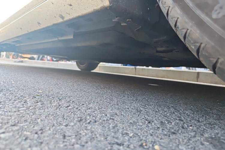 Used Lexus ES 2022 200 Excellence Edition Chassis Front Right
