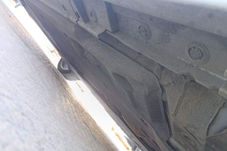 Used Lexus ES 2022 300h Deluxe Edition Chassis Front Right