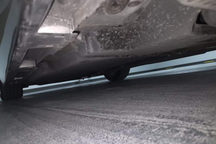 Used Lexus ES 2022 300h Excellence Edition Chassis Rear Left