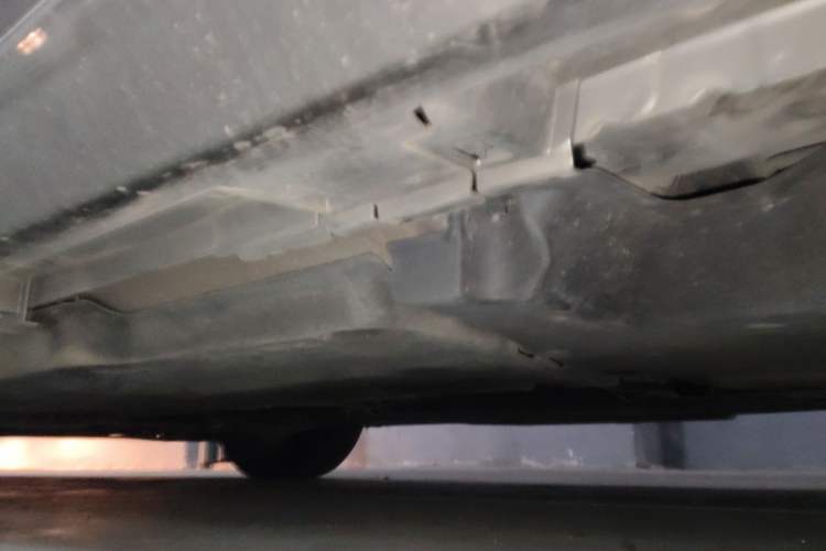 Used Lexus ES 2022 300h Excellence Edition Chassis Rear Left
