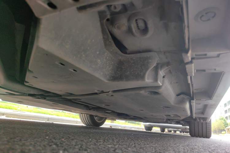 Used Lexus ES 2022 300h Deluxe Edition Chassis Rear Right