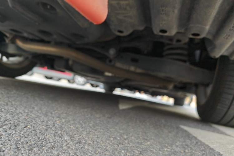 Used Lexus ES 2022 300h Excellence Edition Chassis Rear Right