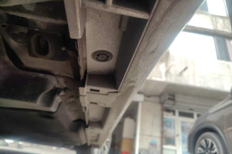 Used Lexus ES 2022 300h Deluxe Edition Chassis Rear Right