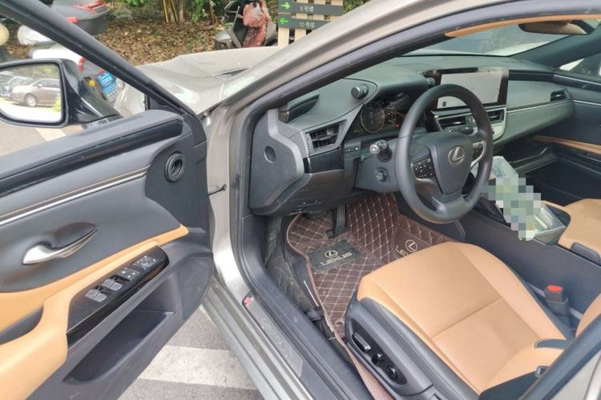 Used Lexus ES 2022 200 Excellence Edition Driver Seat