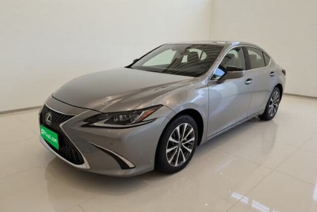 Lexus ES 2022 200 Excellence Edition usado