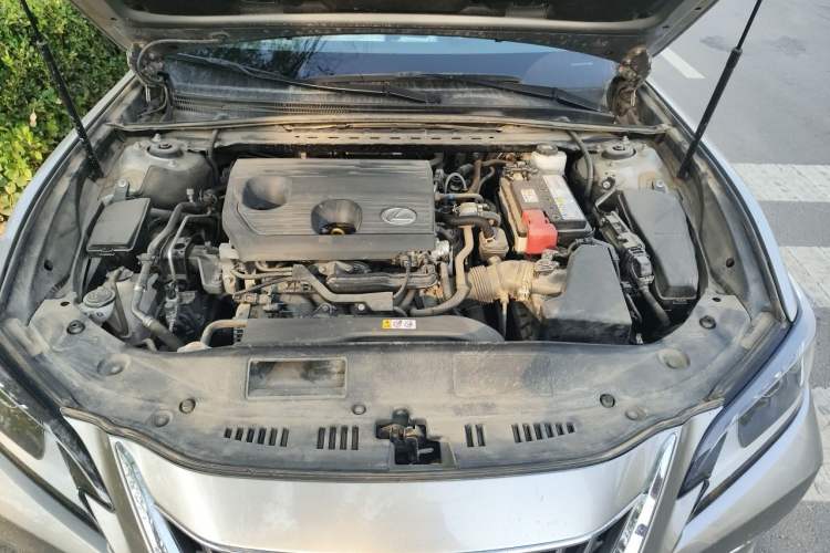 Used Lexus ES 2022 200 Excellence Edition Engine Bay