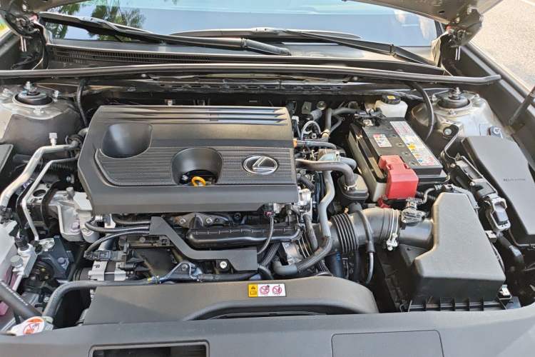 Used Lexus ES 2022 200 Excellence Edition Engine Bay