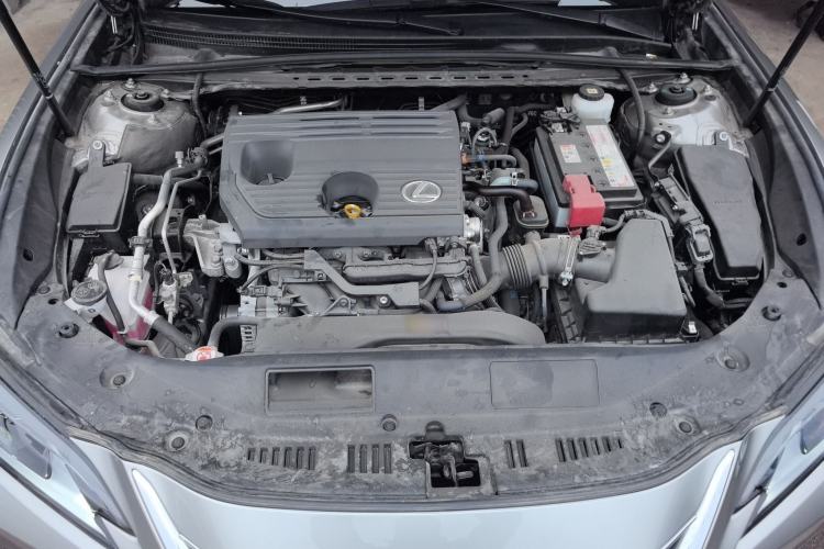 Used Lexus ES 2022 200 Luxury Edition Engine Bay
