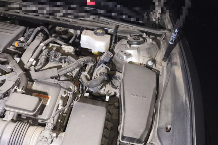 Used Lexus ES 2022 300h Excellence Edition Engine Bay Left