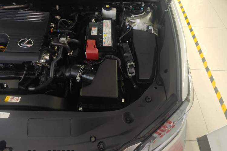 Used Lexus ES 2022 200 Excellence Edition Engine Bay Left