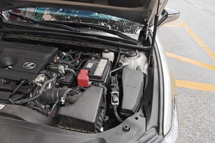 Used Lexus ES 2022 200 Excellence Edition Engine Bay Left