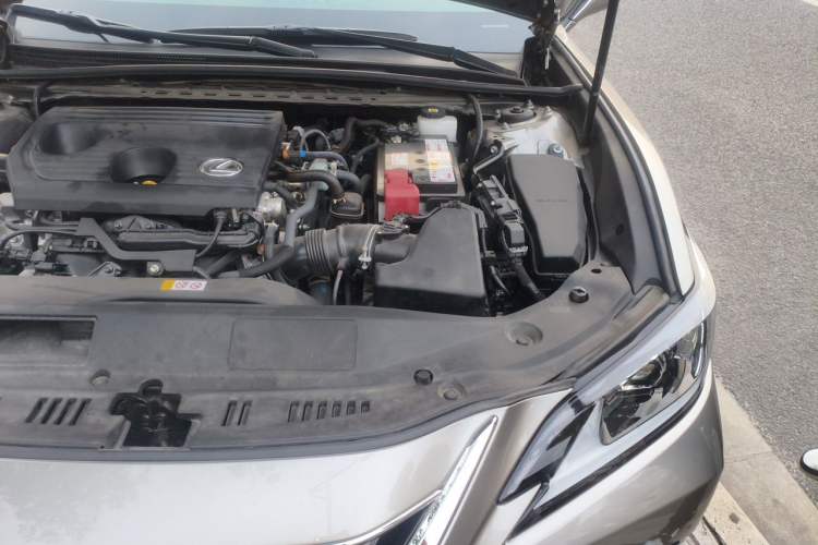 Used Lexus ES 2022 200 Luxury Edition Engine Bay Left