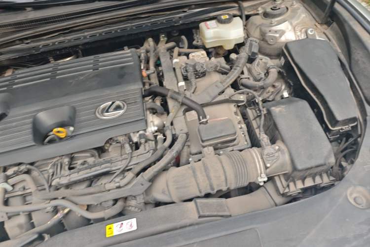 Used Lexus ES 2022 300h Excellence Edition Engine Bay Left