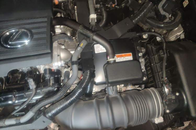 Used Lexus ES 2022 300h Excellence Edition Engine Bay Left