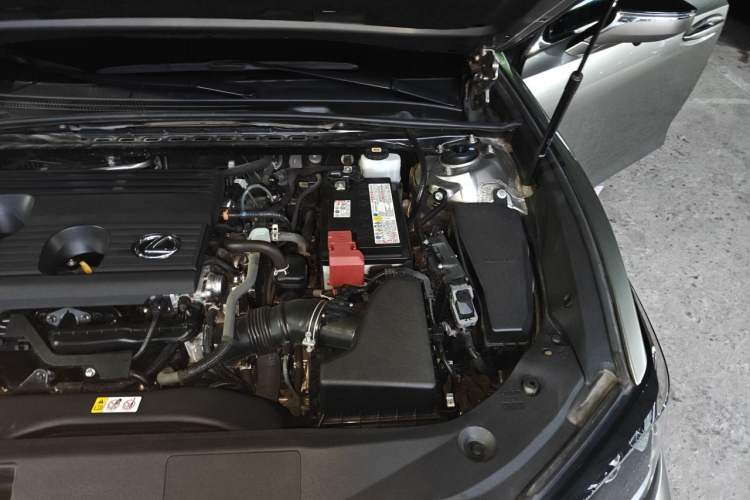 Used Lexus ES 2022 200 Excellence Edition Engine Bay Left