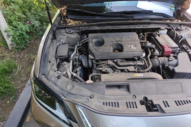 Used Lexus ES 2022 200 Excellence Edition Engine Bay Right