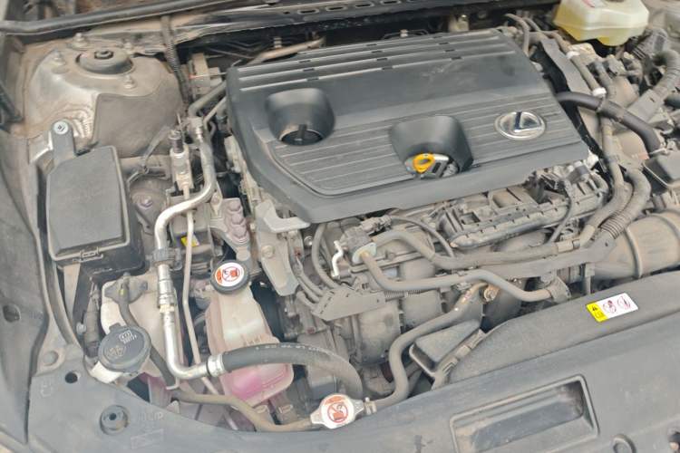 Used Lexus ES 2022 300h Excellence Edition Engine Bay Right