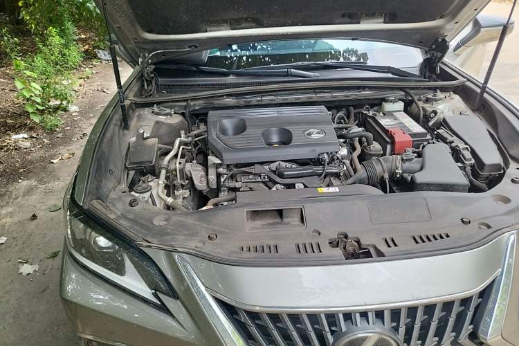 Used Lexus ES 2022 200 Excellence Edition Engine Bay Right