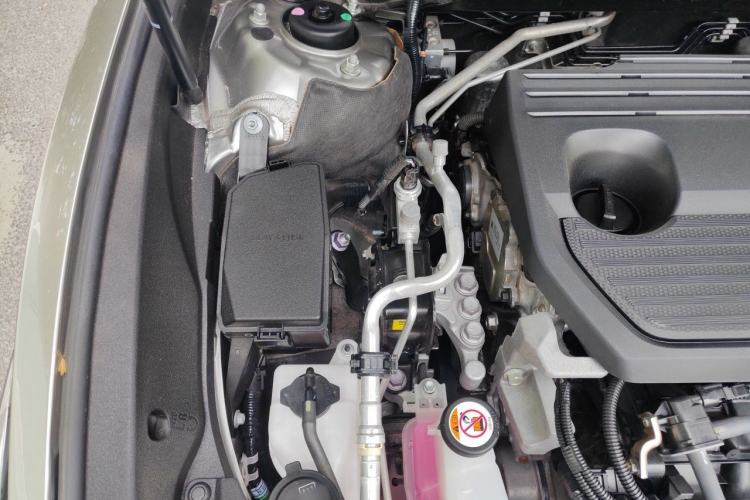 Used Lexus ES 2022 300h Excellence Edition Engine Bay Right