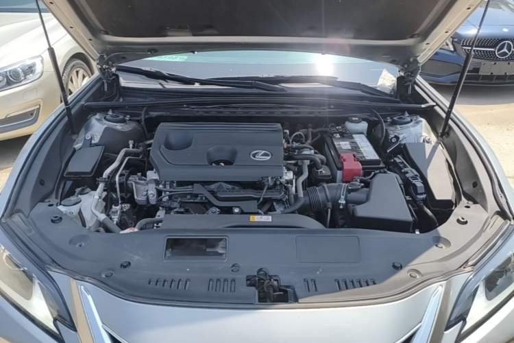 Used Lexus ES 2022 200 Excellence Edition Engine Bay
