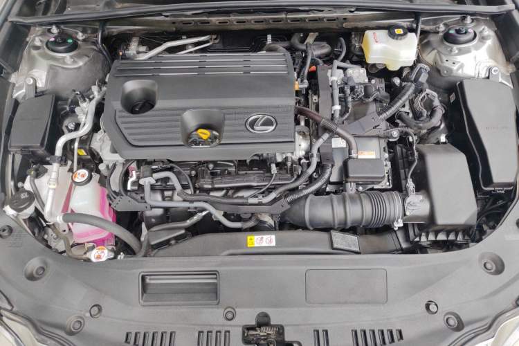 Used Lexus ES 2022 300h Excellence Edition Engine Bay