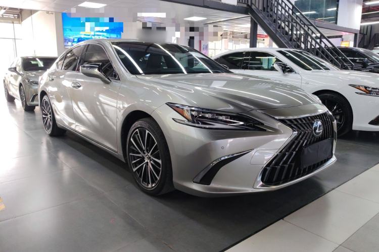 Used Lexus ES 2022 300h Deluxe Edition Exterior 1