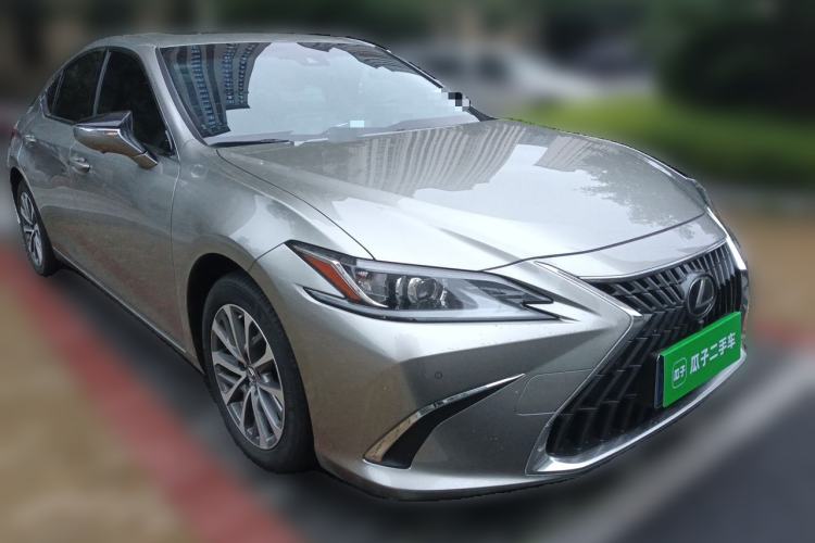 Used Lexus ES 2022 300h Excellence Edition Exterior 2