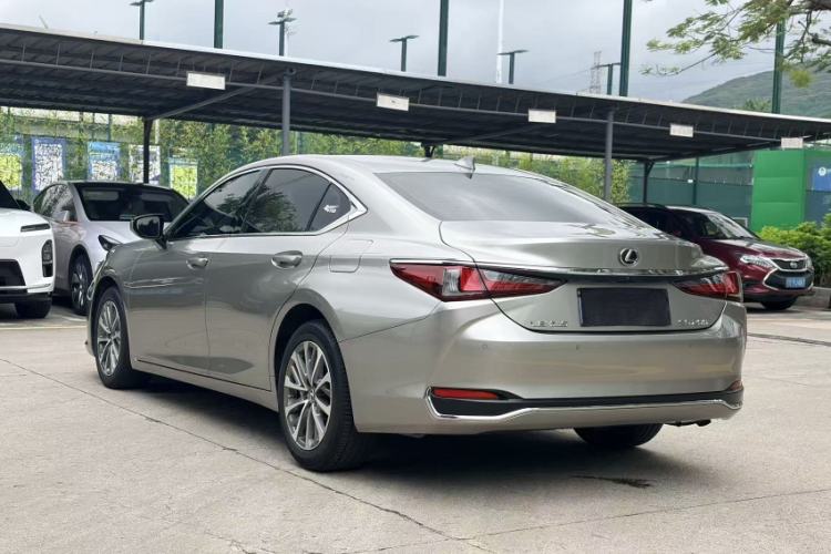 Used Lexus ES 2022 200 Excellence Edition Exterior 2