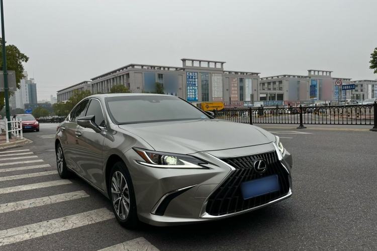 Used Lexus ES 2022 200 Excellence Edition Exterior 2