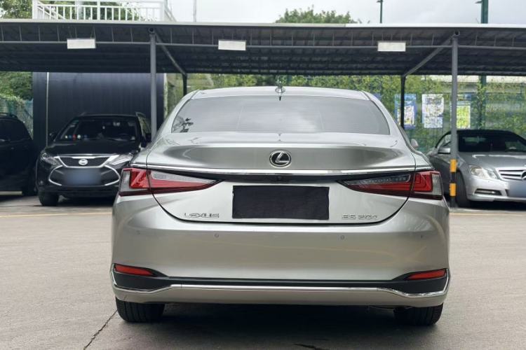 Used Lexus ES 2022 200 Excellence Edition Exterior 3