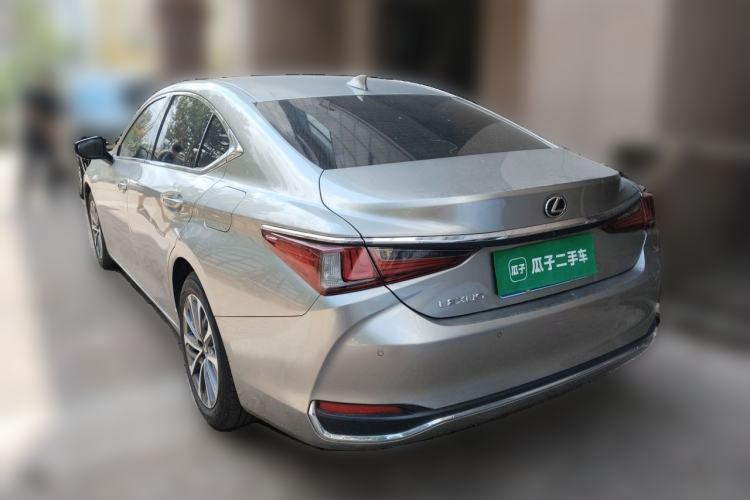 Used Lexus ES 2022 200 Excellence Edition Exterior 3