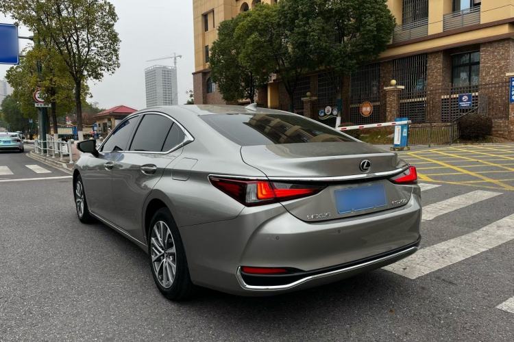 Used Lexus ES 2022 200 Excellence Edition Exterior 3