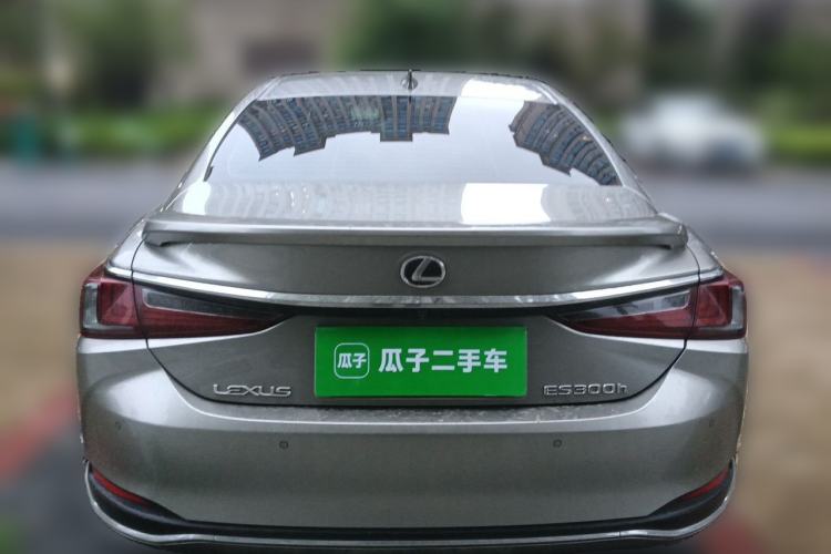 Used Lexus ES 2022 300h Excellence Edition Exterior 4