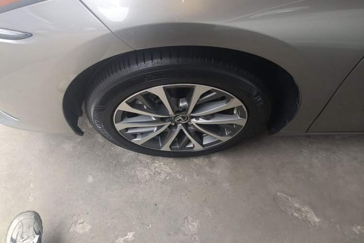 Used Lexus ES 2022 260 Excellence Edition Exterior 4