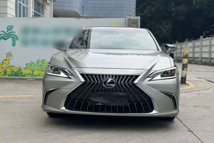 Used Lexus ES 2022 200 Excellence Edition Exterior 4