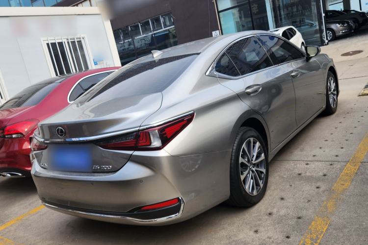 Used Lexus ES 2022 200 Excellence Edition Exterior 5