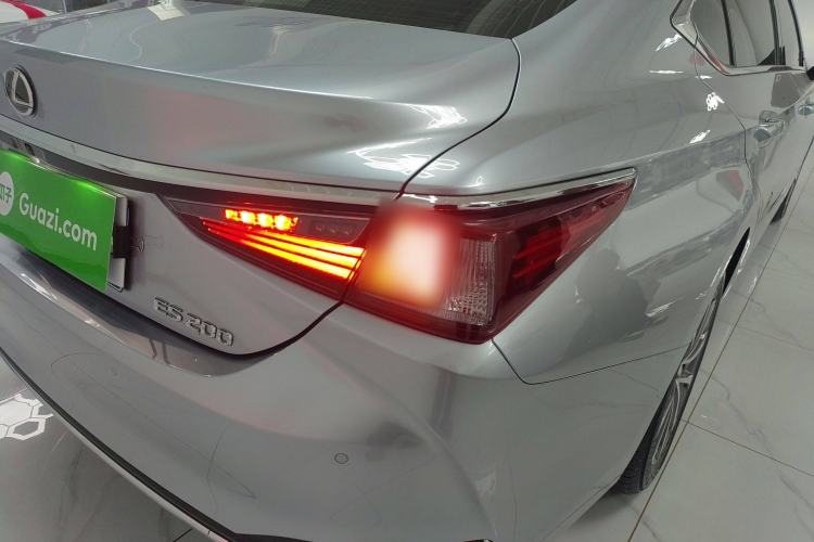 Used Lexus ES 2022 200 Excellence Edition Exterior 6
