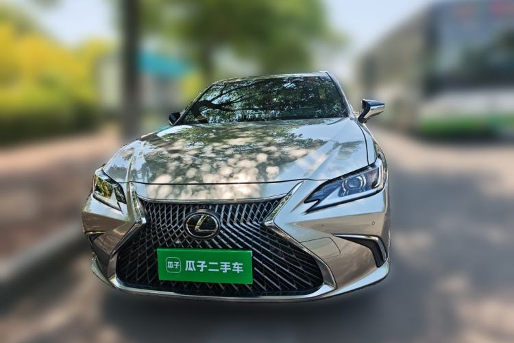 Used Lexus ES 2022 260 Excellence Edition Front