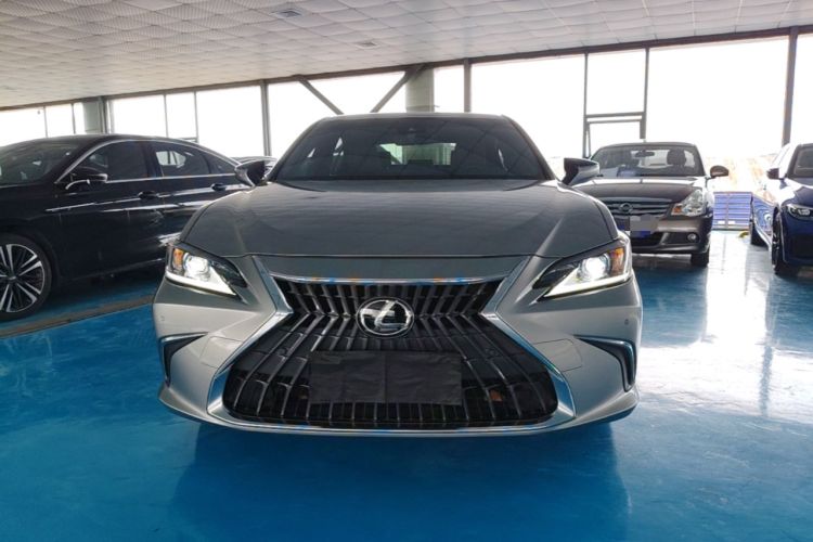 Used Lexus ES 2022 200 Excellence Edition Front