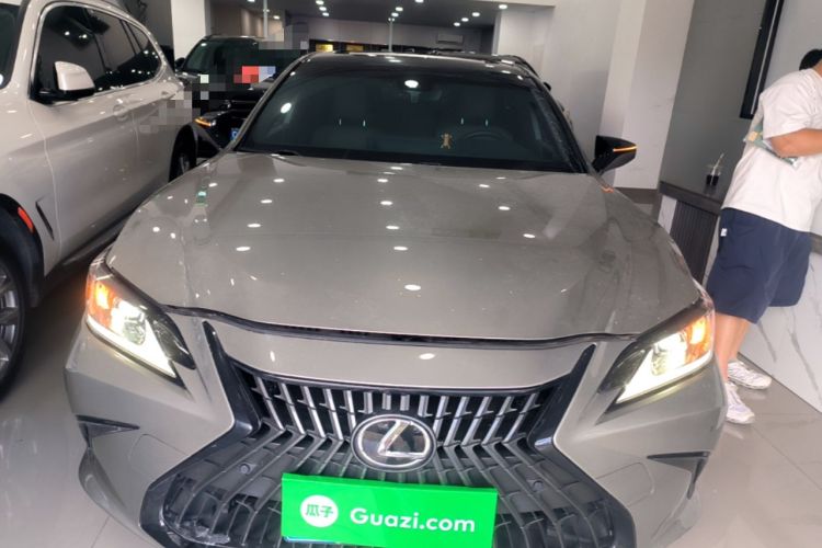 Used Lexus ES 2022 200 Luxury Edition Front