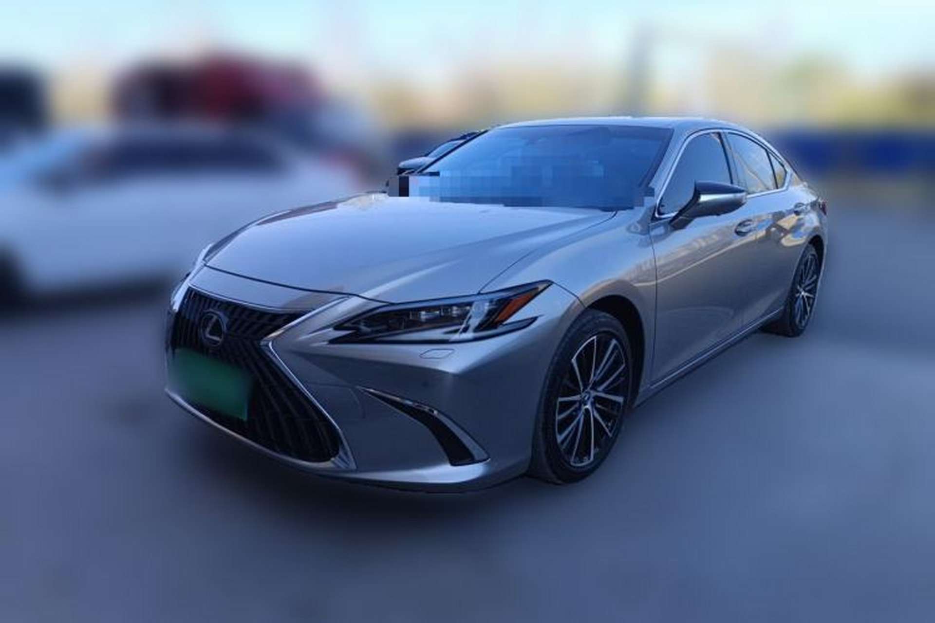 Used Lexus ES 2022 300h Deluxe Edition Front Left 45 Deg