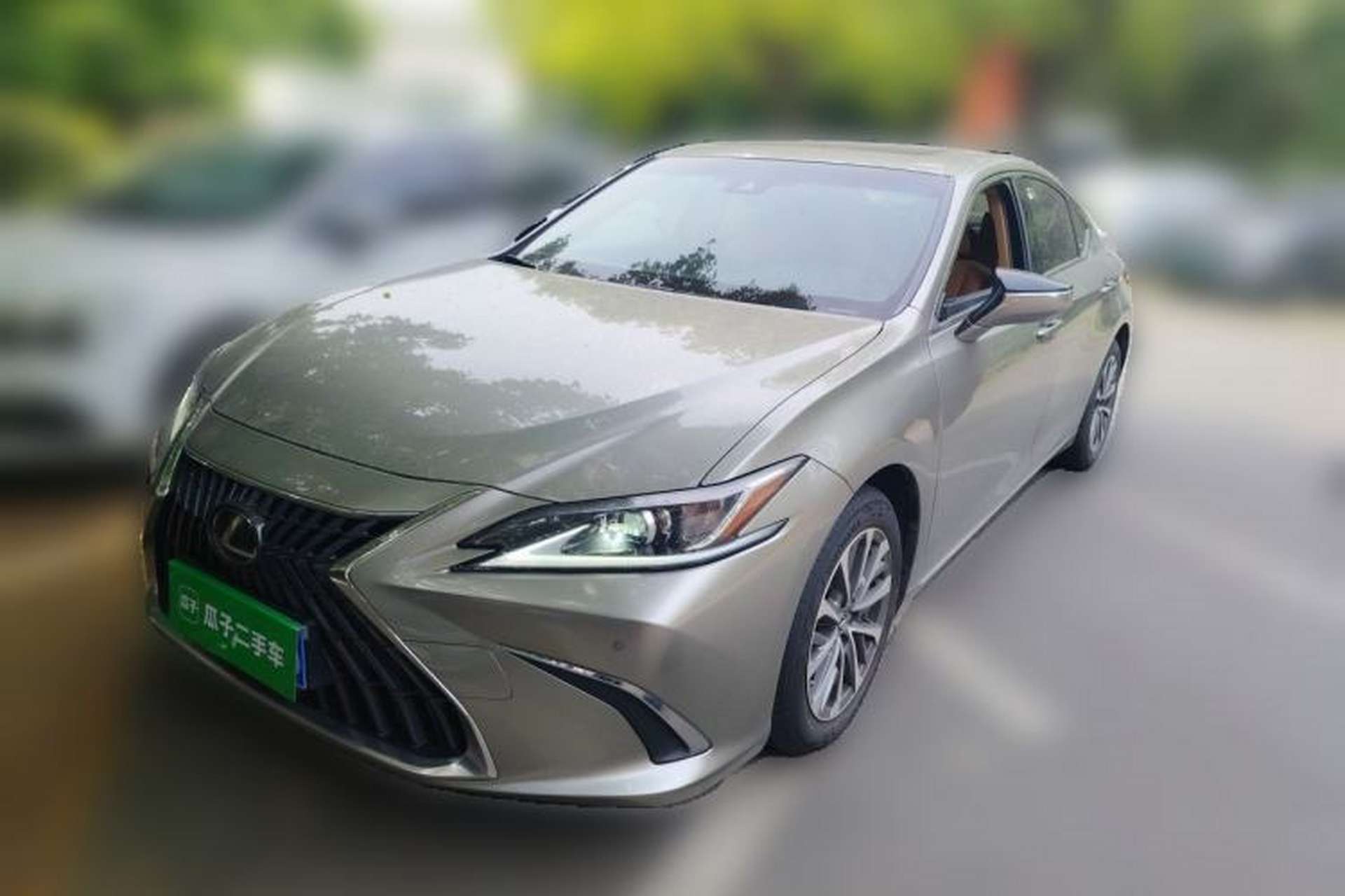 Used Lexus ES 2022 200 Excellence Edition Front Left 45 Deg