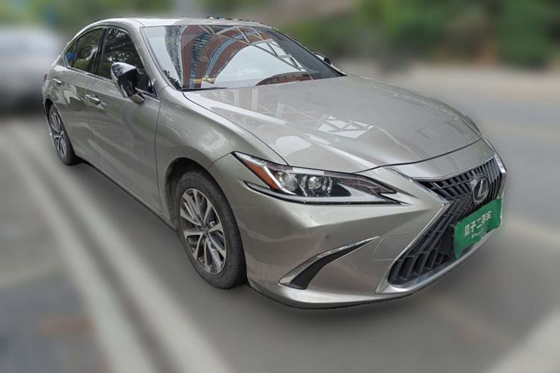 Used Lexus ES 2022 200 Excellence Edition Front Right 45 Deg