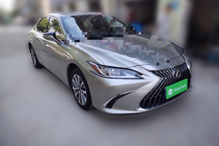 Used Lexus ES 2022 200 Excellence Edition Front Right 45 Deg