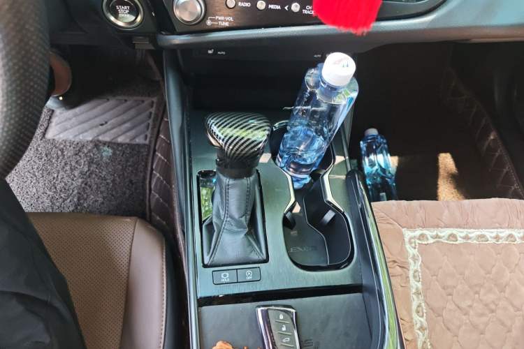Used Lexus ES 2022 260 Excellence Edition Gear Lever