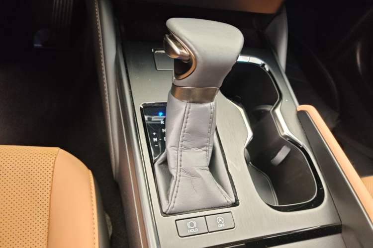 Used Lexus ES 2022 200 Excellence Edition Gear Lever